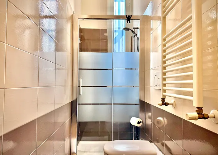 Urban Oasis M1 Lima Self-check-in Milán